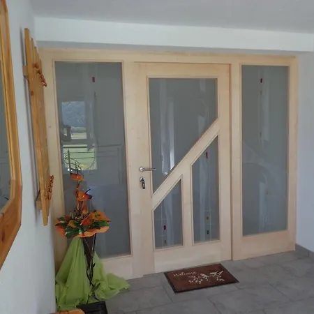 Haus Kropfl Apartment *