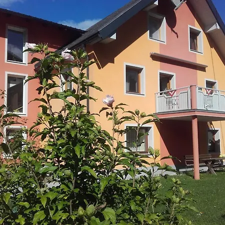 Haus Kropfl Apartment *